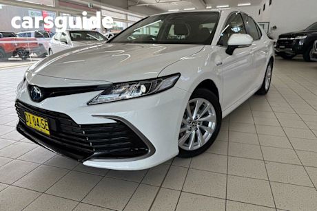 White 2024 Toyota Camry Sedan Ascent Hybrid