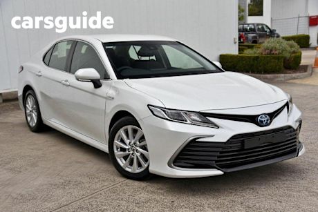 White 2022 Toyota Camry Sedan Ascent Hybrid