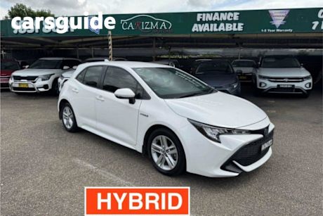White 2019 Toyota Corolla Hatchback Ascent Sport (hybrid)