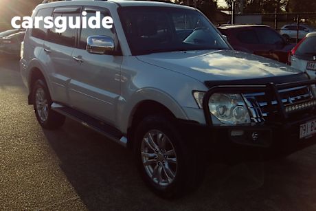 White 2014 Mitsubishi Pajero Wagon GLX LWB (4X4)