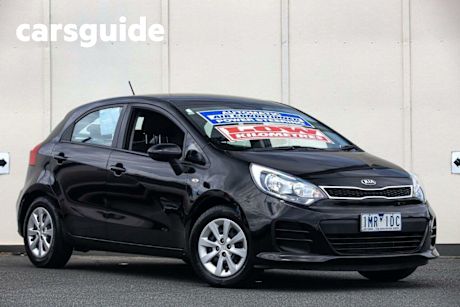 Black 2016 Kia RIO Hatchback S