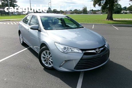 Blue 2015 Toyota Camry Sedan Altise