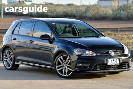 Black 2016 Volkswagen Golf Hatchback 110 TSI Highline
