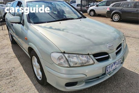 Silver 2001 Nissan Pulsar Hatchback Q