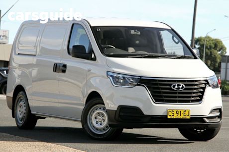 White 2018 Hyundai Iload Van 3S Liftback