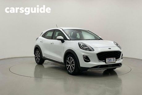 White 2022 Ford Puma Hatchback
