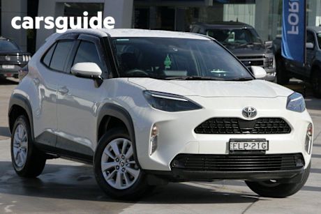 White 2020 Toyota Yaris Cross Wagon GX