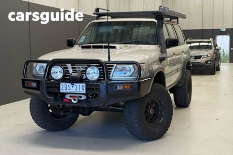 Gold 2001 Nissan Patrol Wagon ST (4X4)
