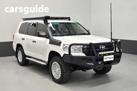 White 2019 Toyota Landcruiser Wagon LC200 GX (4X4)