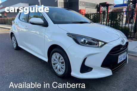White 2022 Toyota Yaris Hatchback Ascent Sport
