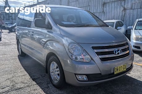 Grey 2016 Hyundai Imax Wagon
