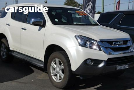 White 2016 Isuzu MU-X Wagon LS-U (4X2)