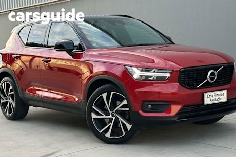 Red 2020 Volvo XC40 Wagon T5 R-Design (awd)