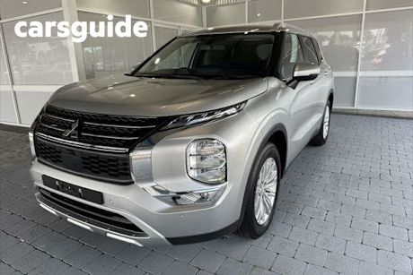 Silver 2023 Mitsubishi Outlander Wagon LS 7 Seat (2WD)