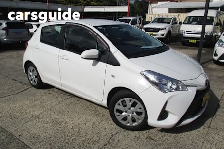 White 2019 Toyota Yaris Hatchback Ascent