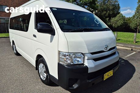 White 2014 Toyota Hiace Bus Commuter