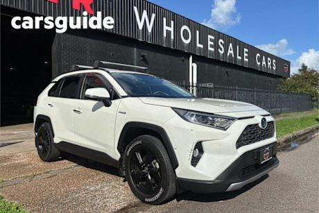 White 2021 Toyota RAV4 Wagon Cruiser (awd) Hybrid