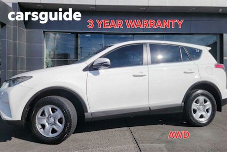 White 2017 Toyota RAV4 Wagon GX (4X4)