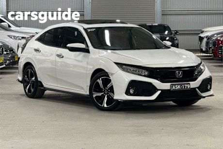 White 2017 Honda Civic Hatchback RS