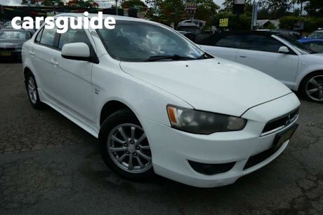 White 2010 Mitsubishi Lancer Sedan VR