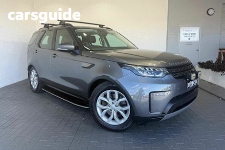 Grey 2016 Land Rover Discovery Wagon TD6 SE