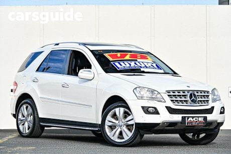 White 2009 Mercedes-Benz ML500 Wagon Luxury (4X4)