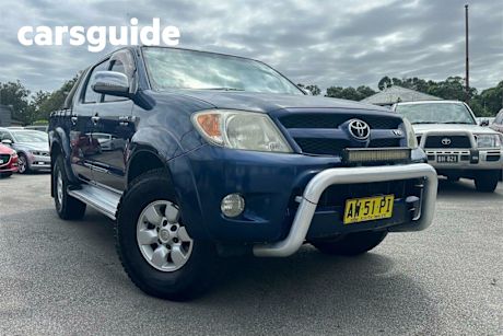 Blue 2008 Toyota Hilux Dual Cab Pick-up SR5 (4X4)