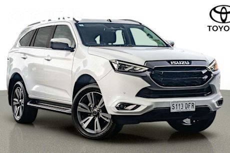 White 2023 Isuzu MU-X Wagon LS-T (4X4)