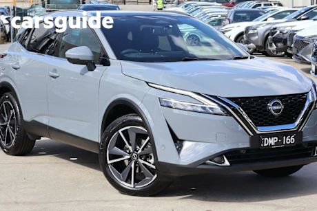 Grey 2024 Nissan Qashqai Wagon TI