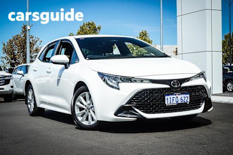 White 2024 Toyota Corolla Hatchback Ascent Sport + Convenience PK