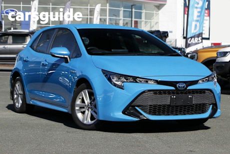 Blue 2020 Toyota Corolla Hatchback Ascent Sport (hybrid)