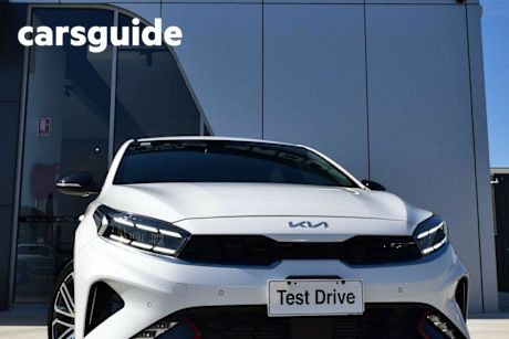 White 2024 Kia Cerato Hatchback GT