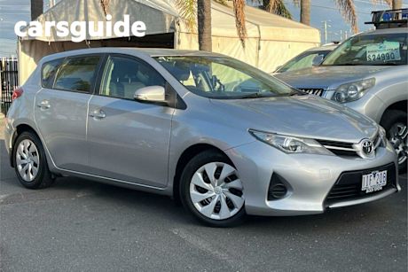 Silver 2014 Toyota Corolla Hatchback Ascent