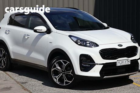 White 2020 Kia Sportage Wagon GT-Line (awd)