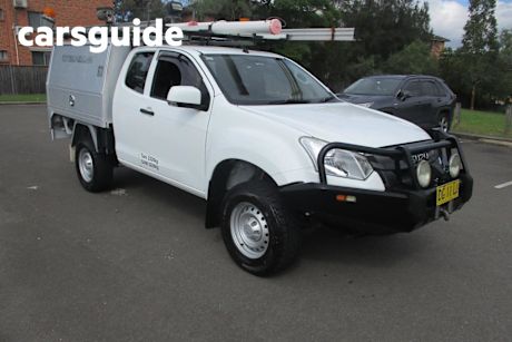 White 2017 Isuzu D-MAX Space Cab Chassis SX (4X4)