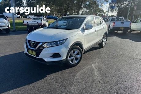 White 2018 Nissan Qashqai Wagon ST