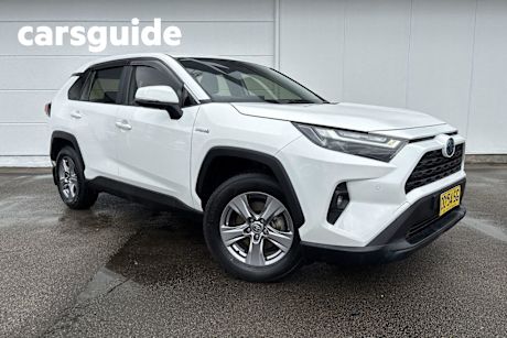 White 2021 Toyota RAV4 Wagon GX (2WD) FSS + Navigation Hybr