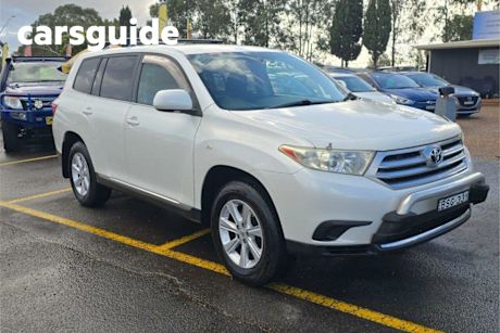 White 2010 Toyota Kluger Wagon KX-R (4X4) 7 Seat