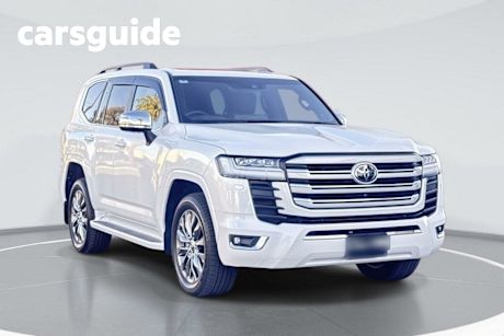 White 2023 Toyota Landcruiser Wagon LC300 Sahara ZX (4X4)