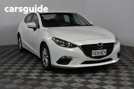White 2014 Mazda 3 Sedan Maxx