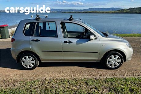 Silver 2004 Mazda 2 Hatchback NEO