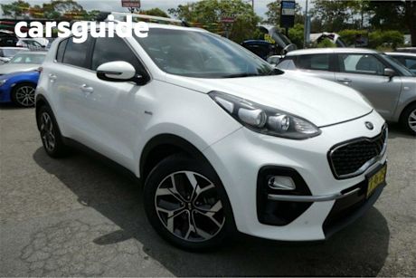 White 2018 Kia Sportage Wagon SLI (awd)