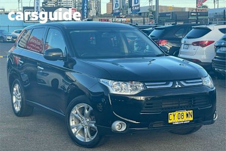 Black 2013 Mitsubishi Outlander Wagon Aspire (4X4)