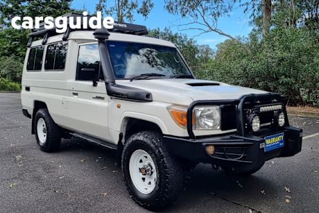 White 2014 Toyota Landcruiser Wagon