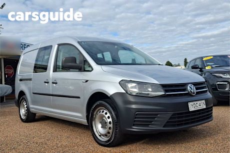 Silver 2016 Volkswagen Caddy Van Maxi Crewvan TSI220