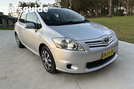 Silver 2009 Toyota Corolla Hatchback Ascent
