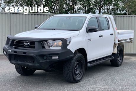 White 2020 Toyota Hilux Double Cab Chassis SR (4X4)