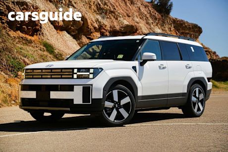 White 2025 Hyundai Santa FE Wagon HEV (awd)