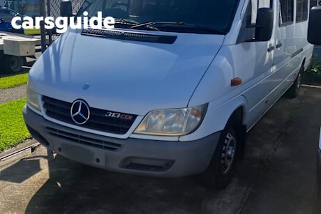 White 2006 Mercedes-Benz Sprinter Commercial
