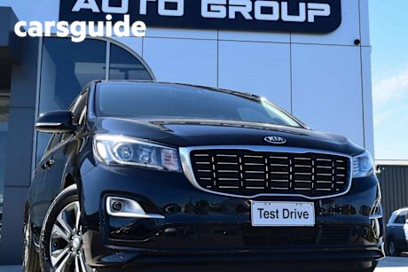 Black 2018 Kia Carnival Wagon SLI